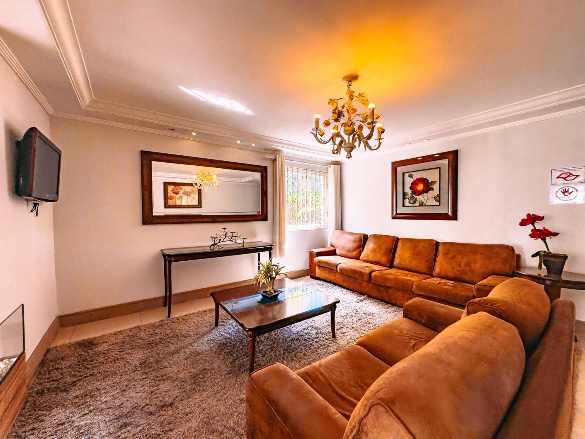 Inn Velinn Chateau Do Luar Prime